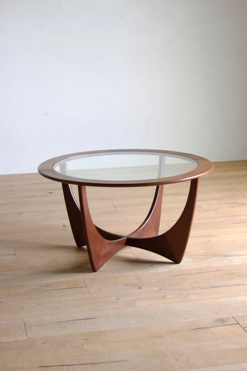 【25_ff 】G-PLAN(ジープラン)コーヒーテーブル G-PLAN ジープラン ガラストップ コーヒーテーブル す63-1