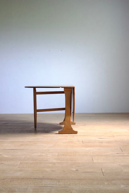 アーコール ゲートレッグ ダイニング テーブル / ercol gate-leg