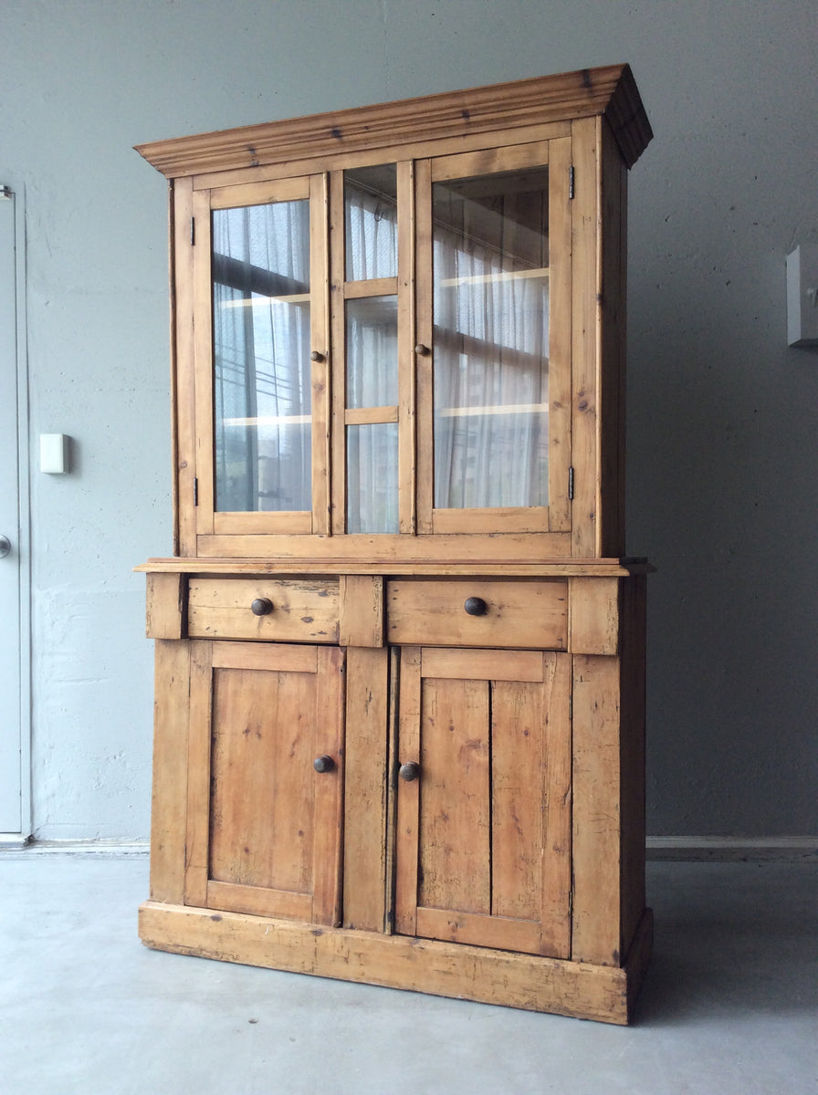 #104　イギリスアンティーク　オールドパイン　カップボード 104イギリスアンティークオールドパインカップボード