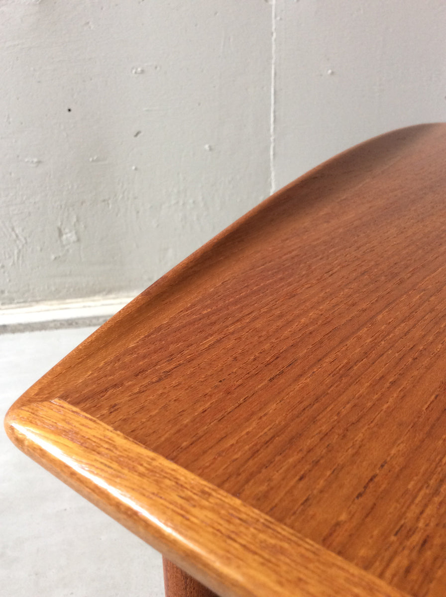 folke ohlsson teak side table #0056 – SCOUT VINTAGE