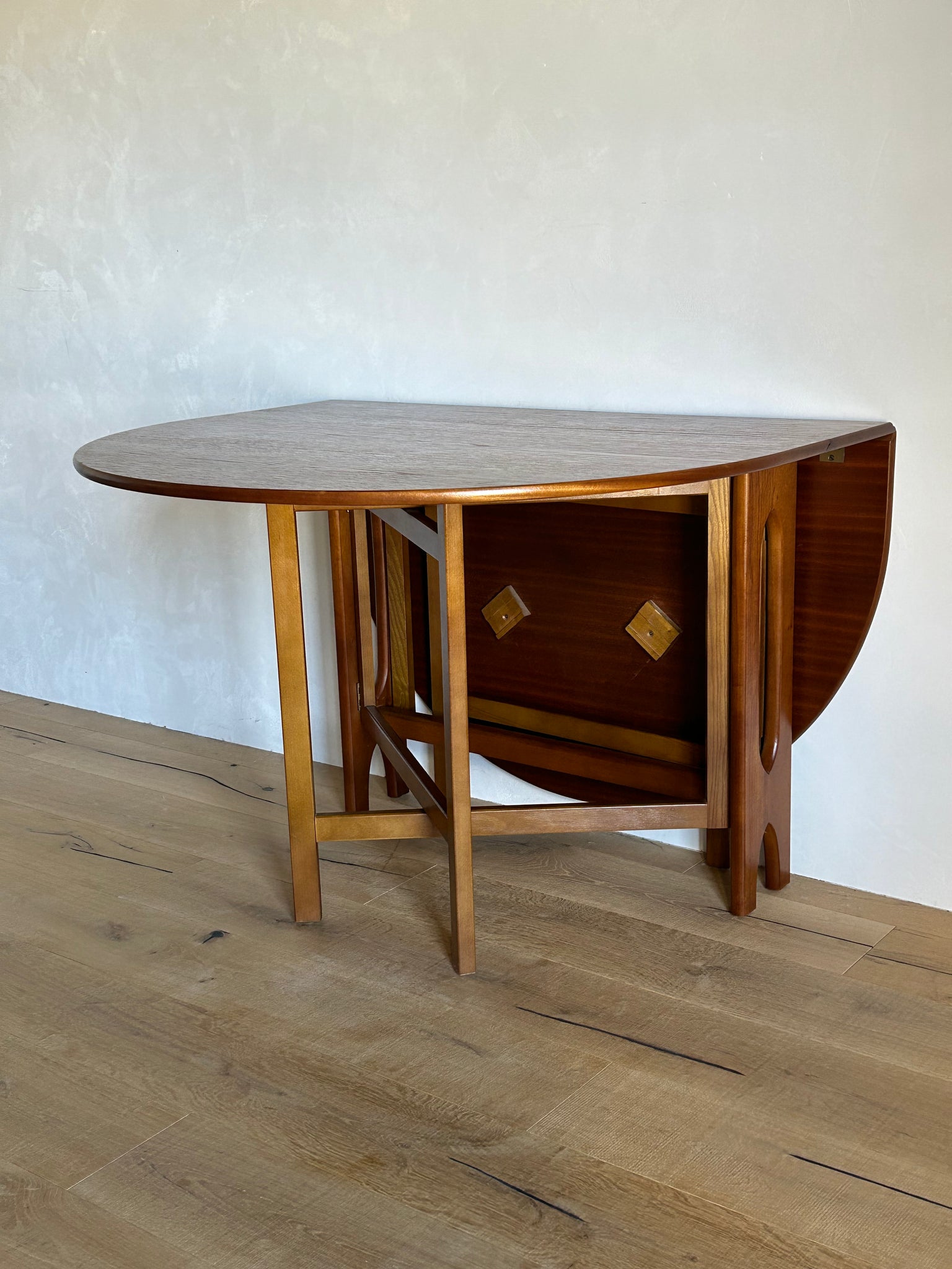 ジェンティーク ゲートレッグ テーブル / jentique gateleg table #0267 – SCOUT VINTAGE