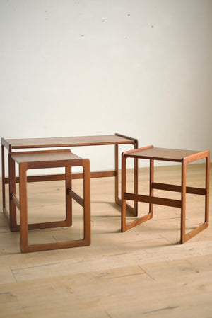 アルネ・ホブマン・オルセン × Mogens Kold ネストテーブル / arne hovmand olsen nest of coffee tables #0385