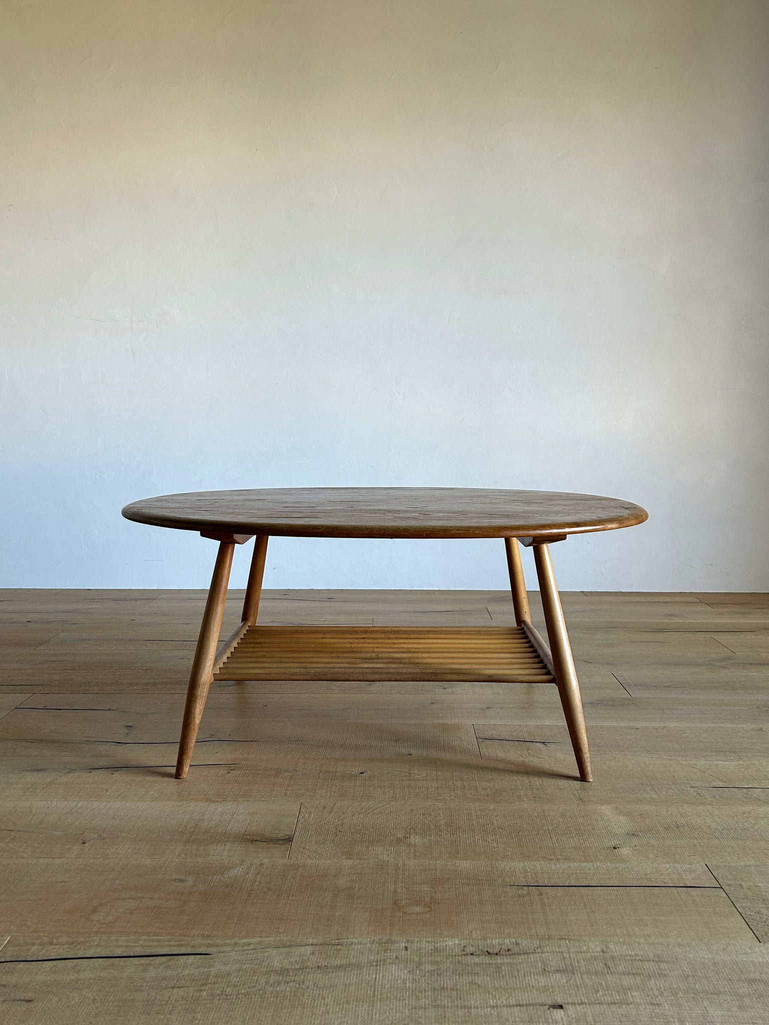 アーコール コーヒーテーブル ラウンド / ercol supper table '454 アーコール コーヒーテーブル ラウンド / ercol supper table '454