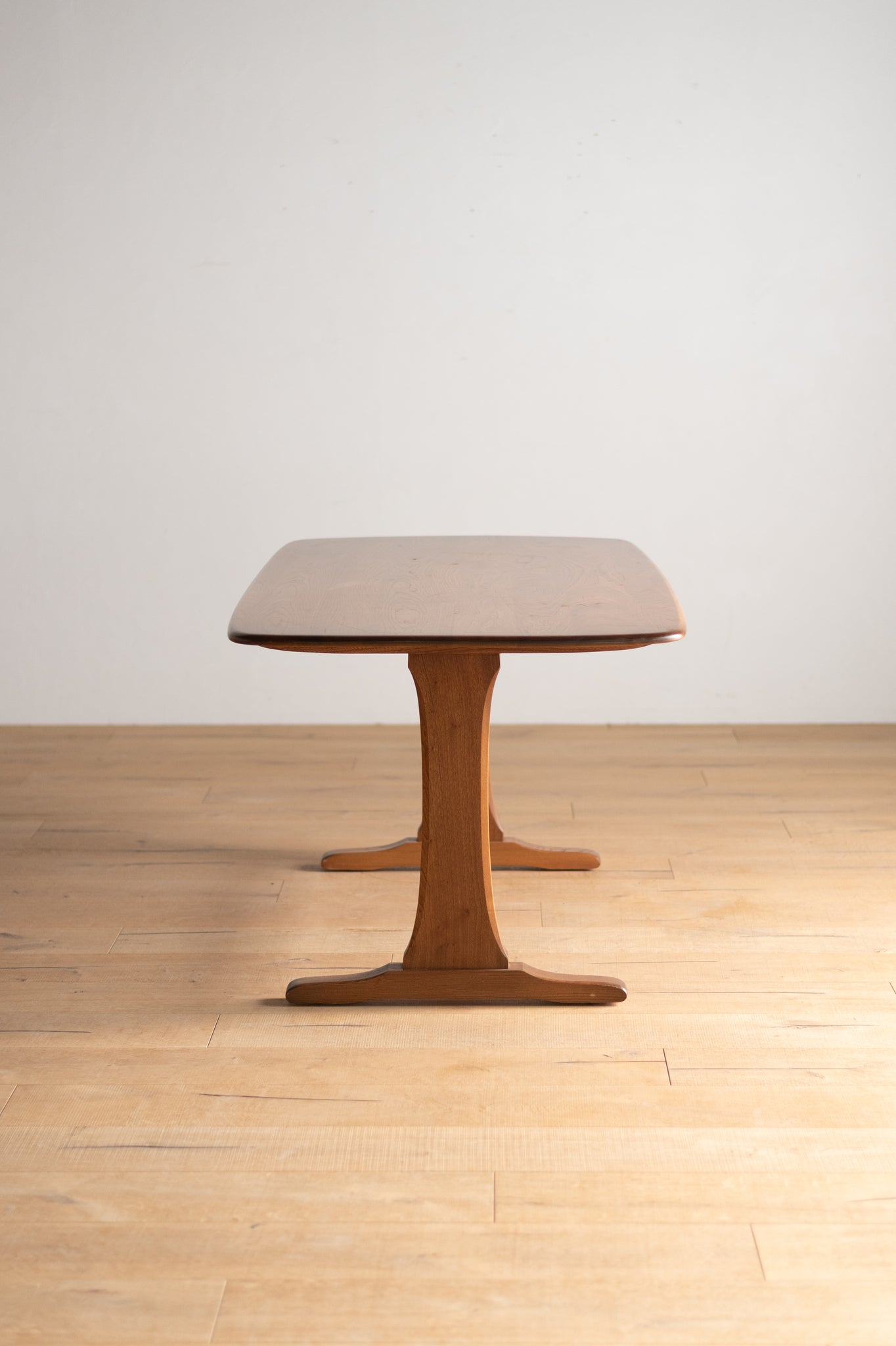 アーコール ウィンザー エルム ダイニング テーブル / ercol windsor elm dining table '822' #0375