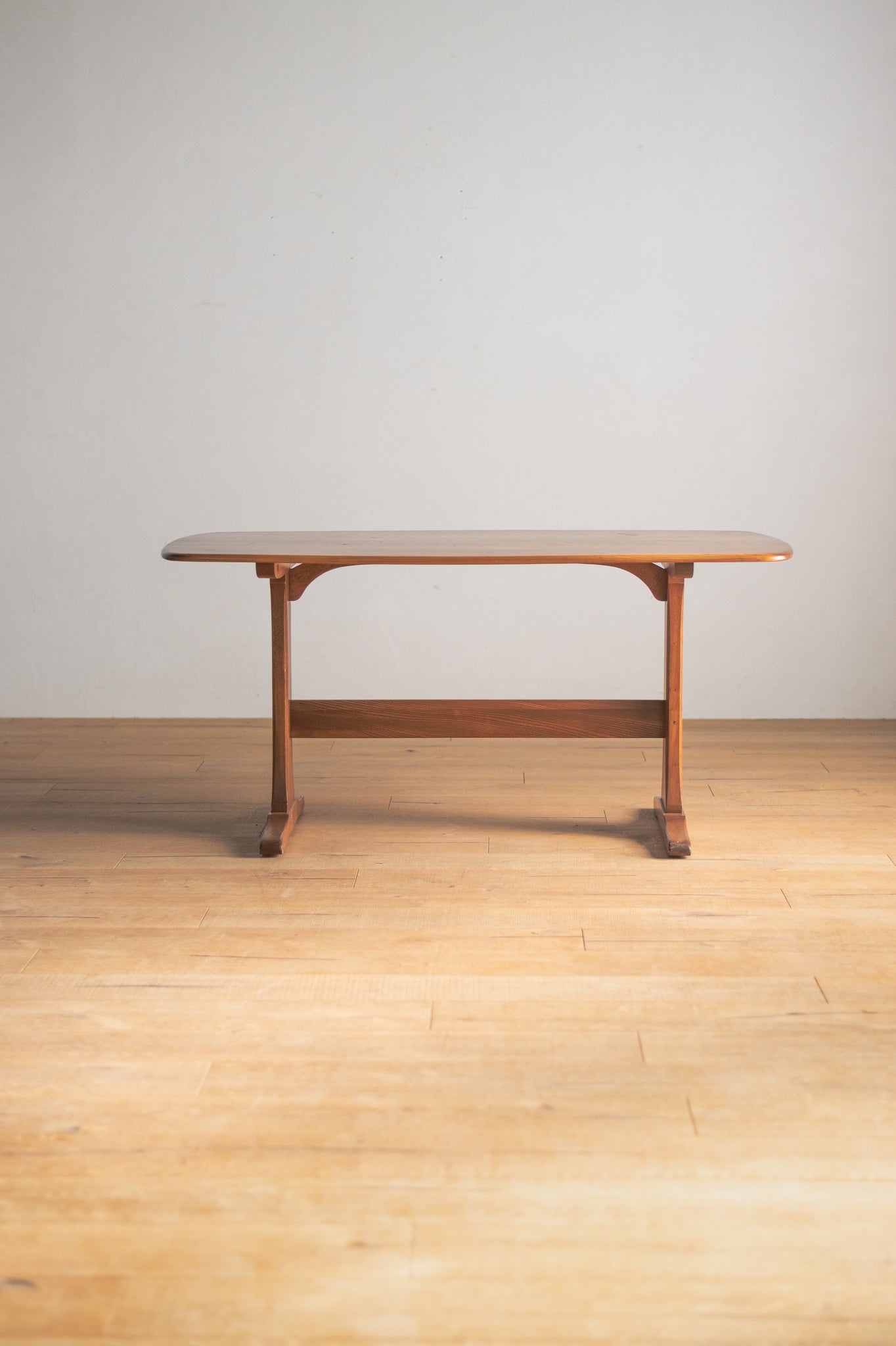 アーコール ウィンザー エルム ダイニング テーブル / ercol windsor elm dining table '822' #0375