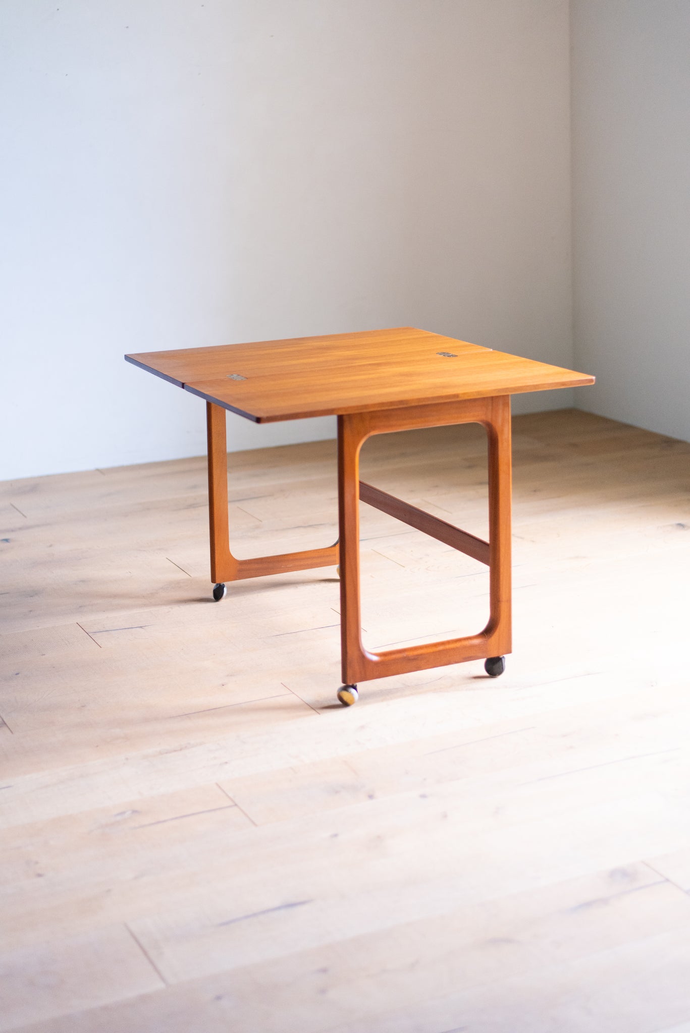 マッキントッシュ ネストテーブル / mcintosh nest tables #0389