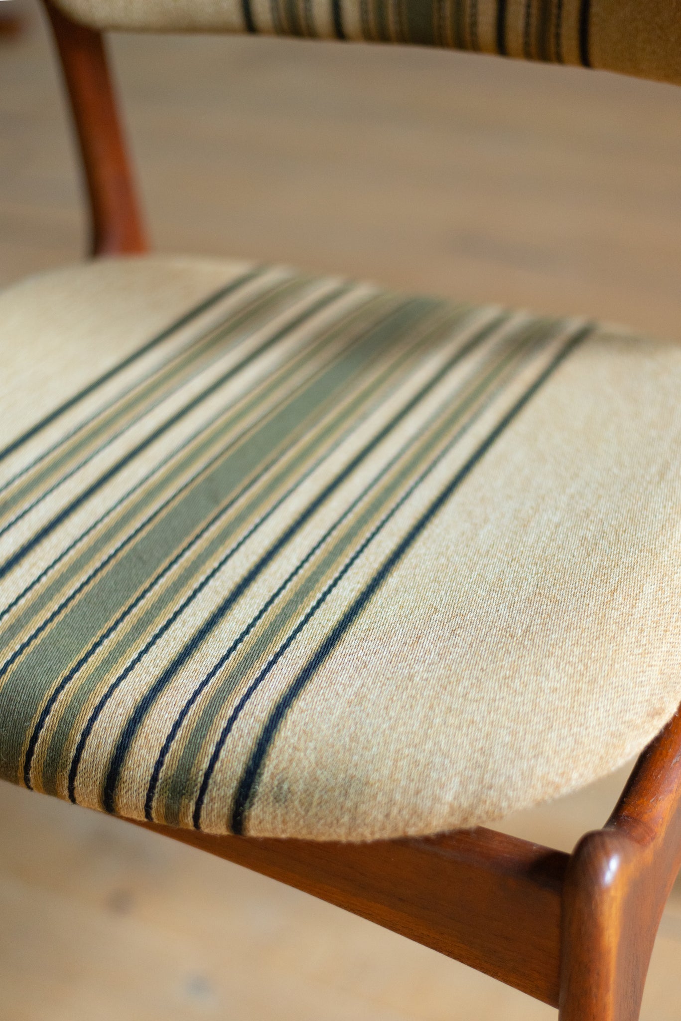 エリックバック ダイニングチェア 4脚セット / erik buch dining chairs 'model49' set of 4  #0097