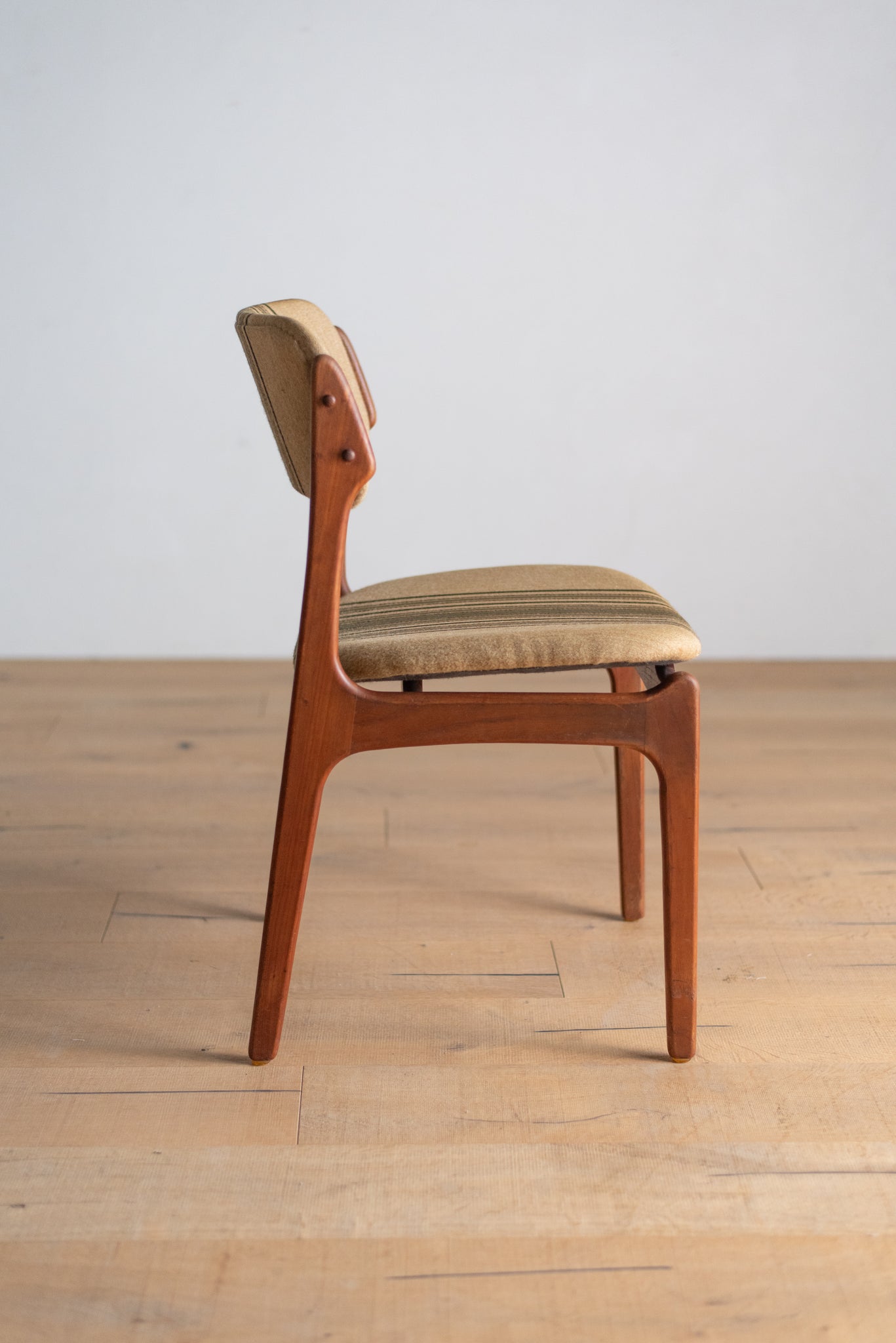 エリックバック ダイニングチェア 4脚セット / erik buch dining chairs 'model49' set of 4  #0097