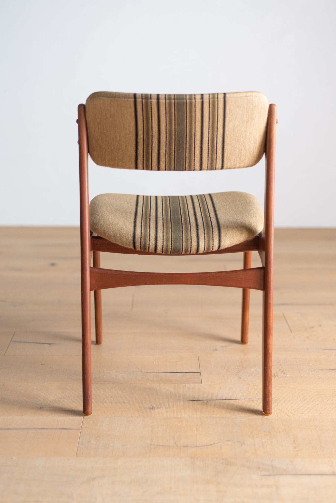 エリックバック ダイニングチェア 4脚セット / erik buch dining chairs 'model49' set of 4  #0097