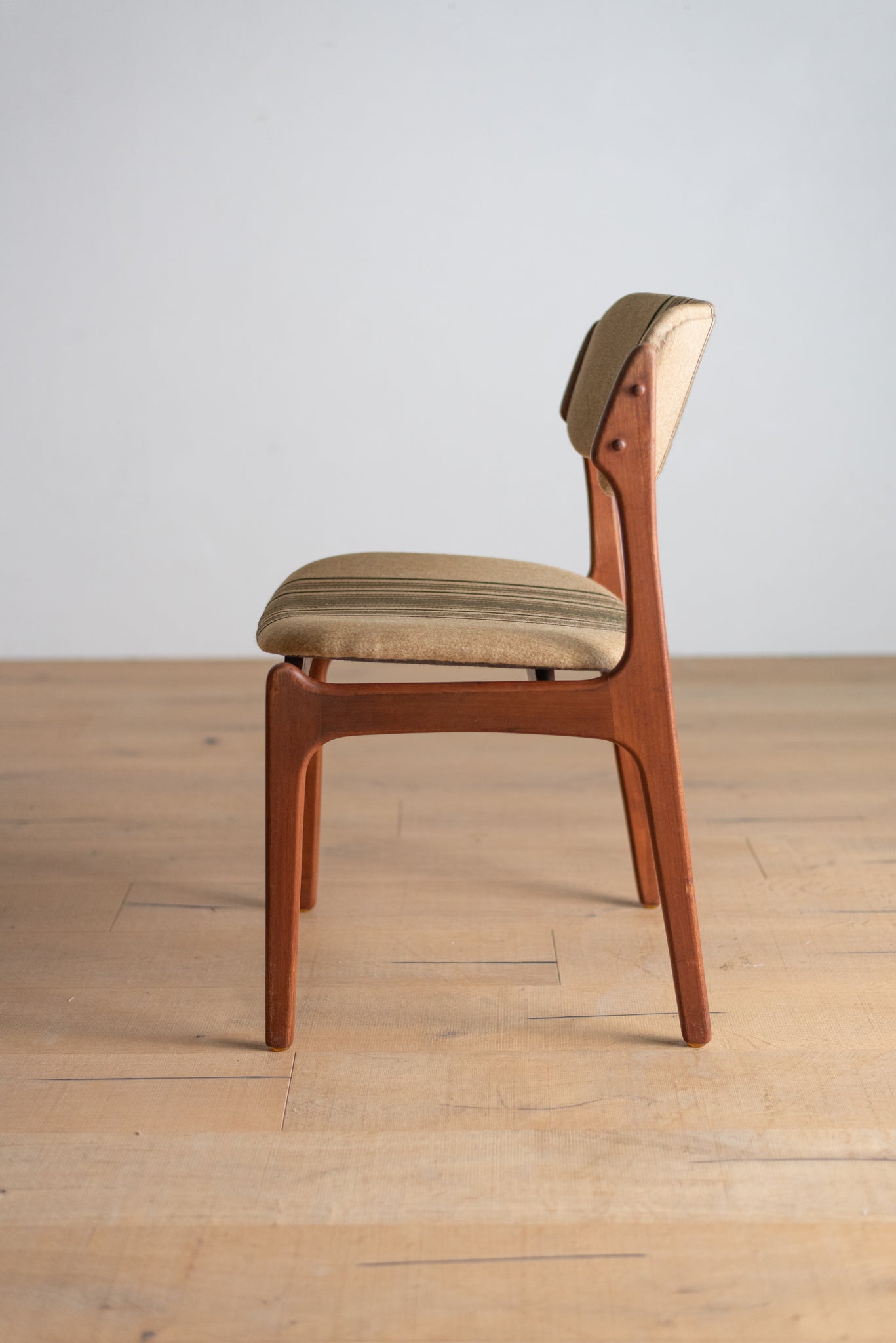 エリックバック ダイニングチェア 4脚セット / erik buch dining chairs 'model49' set of 4  #0097