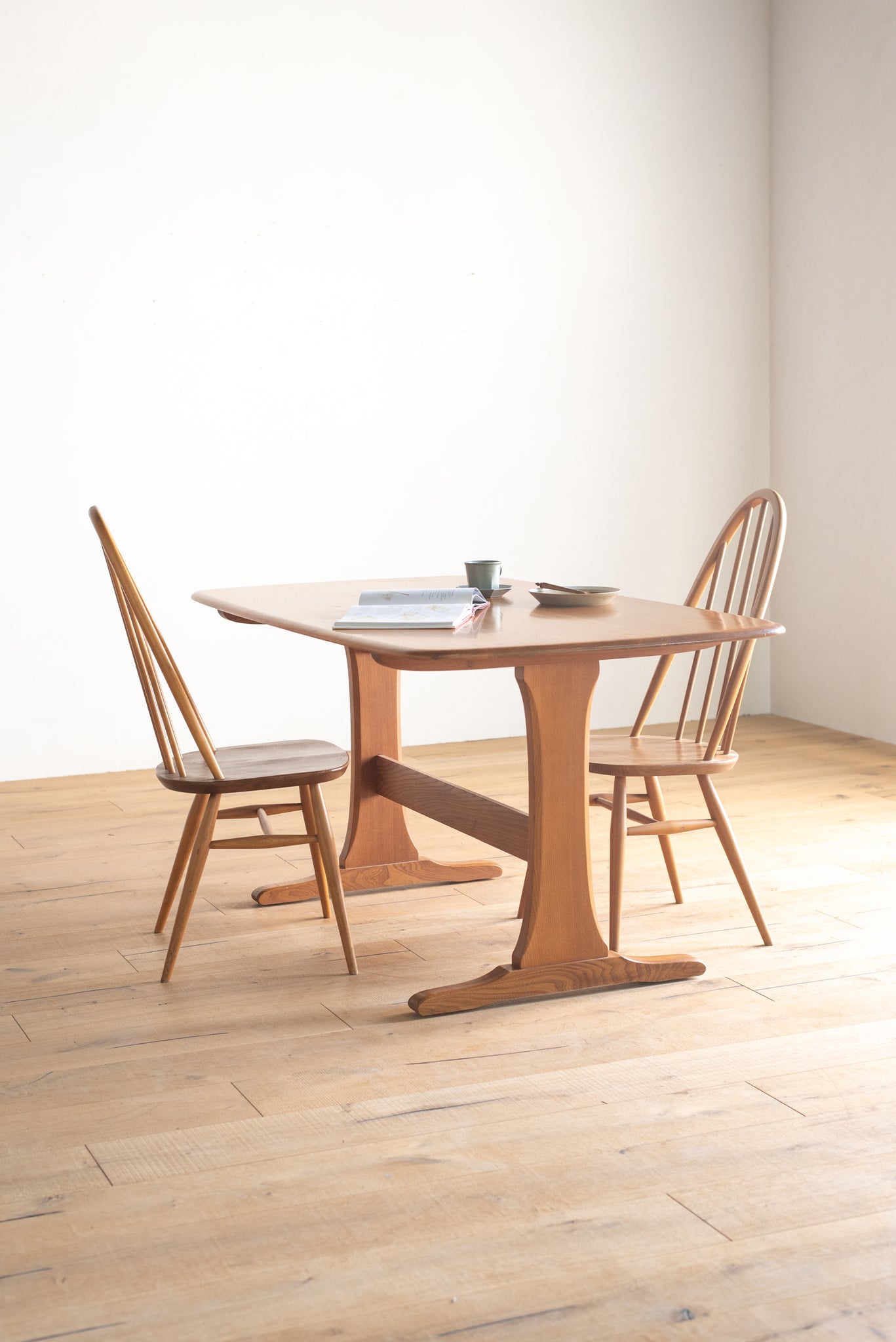 アーコール ウィンザー エルム ダイニング テーブル / ercol windsor elm dining table '822' #0407