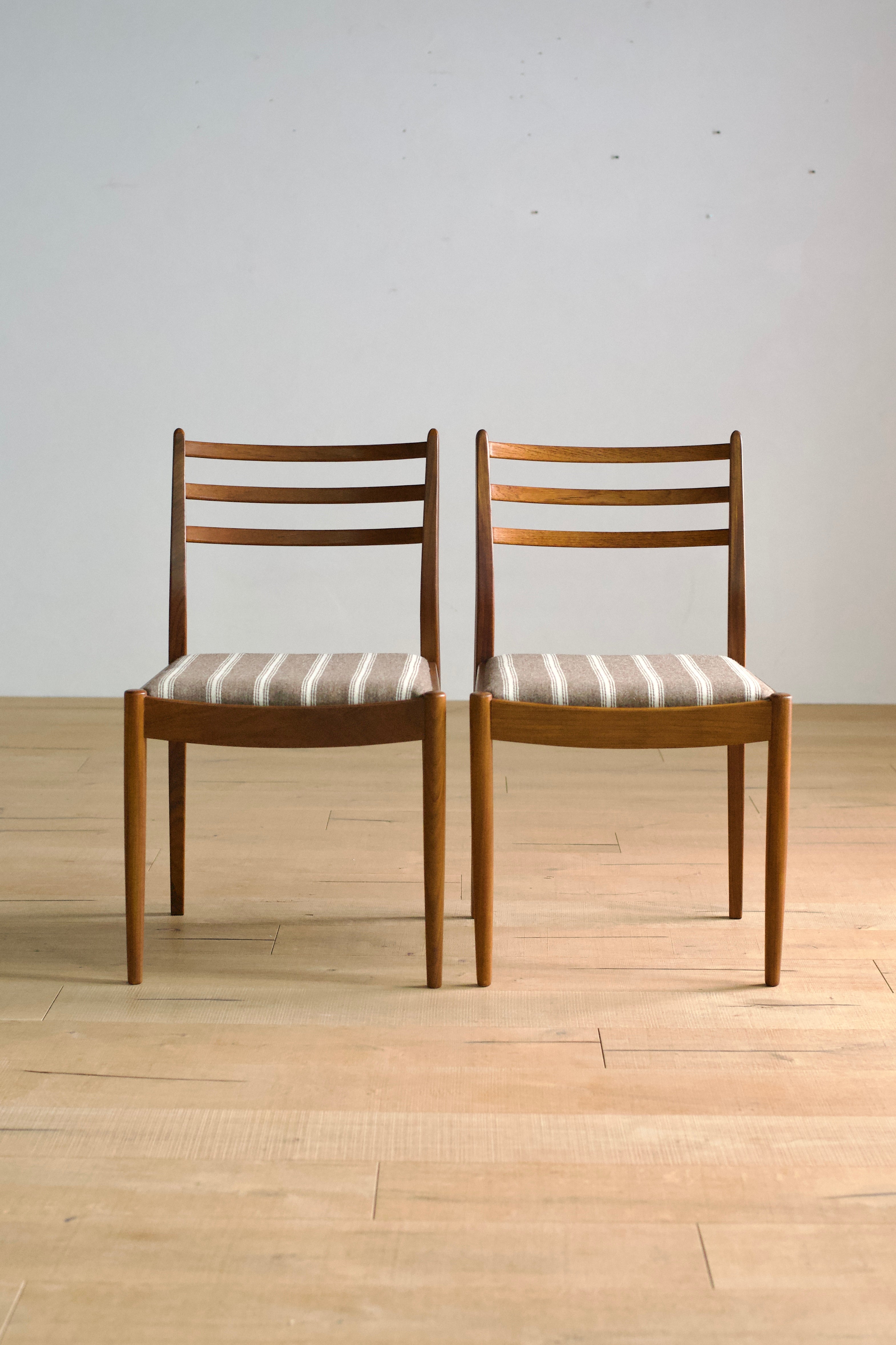 【レア】G-PLAN Danish ダイニングチェア ①（一脚） ジープラン ダイニングチェア 1脚（縦バー）G-Plan Dining Chair