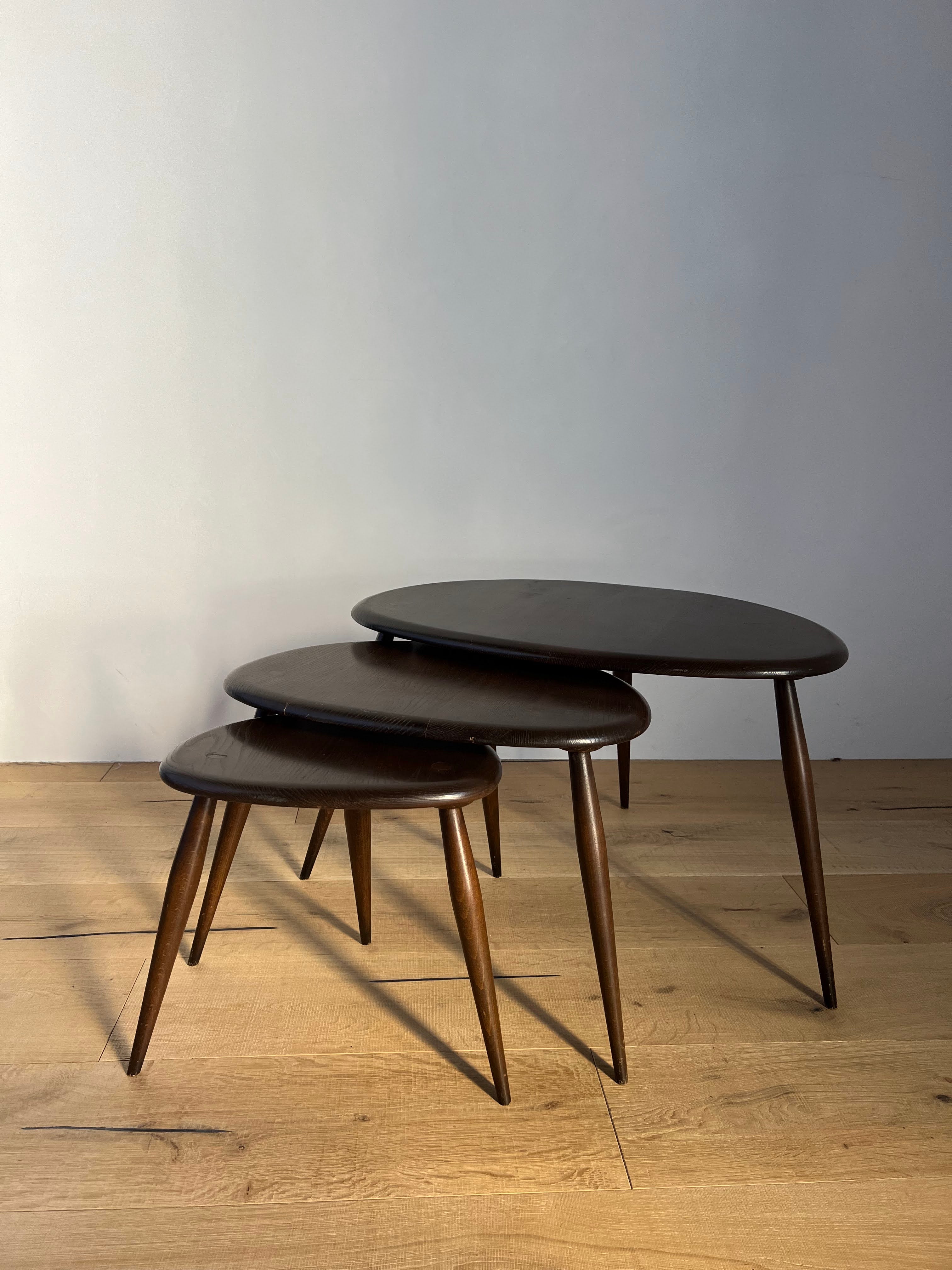ERCOL 『pebble』　ネストテーブル アーコール ペブル ネスト テーブル / ercol 'pebble' nest of
