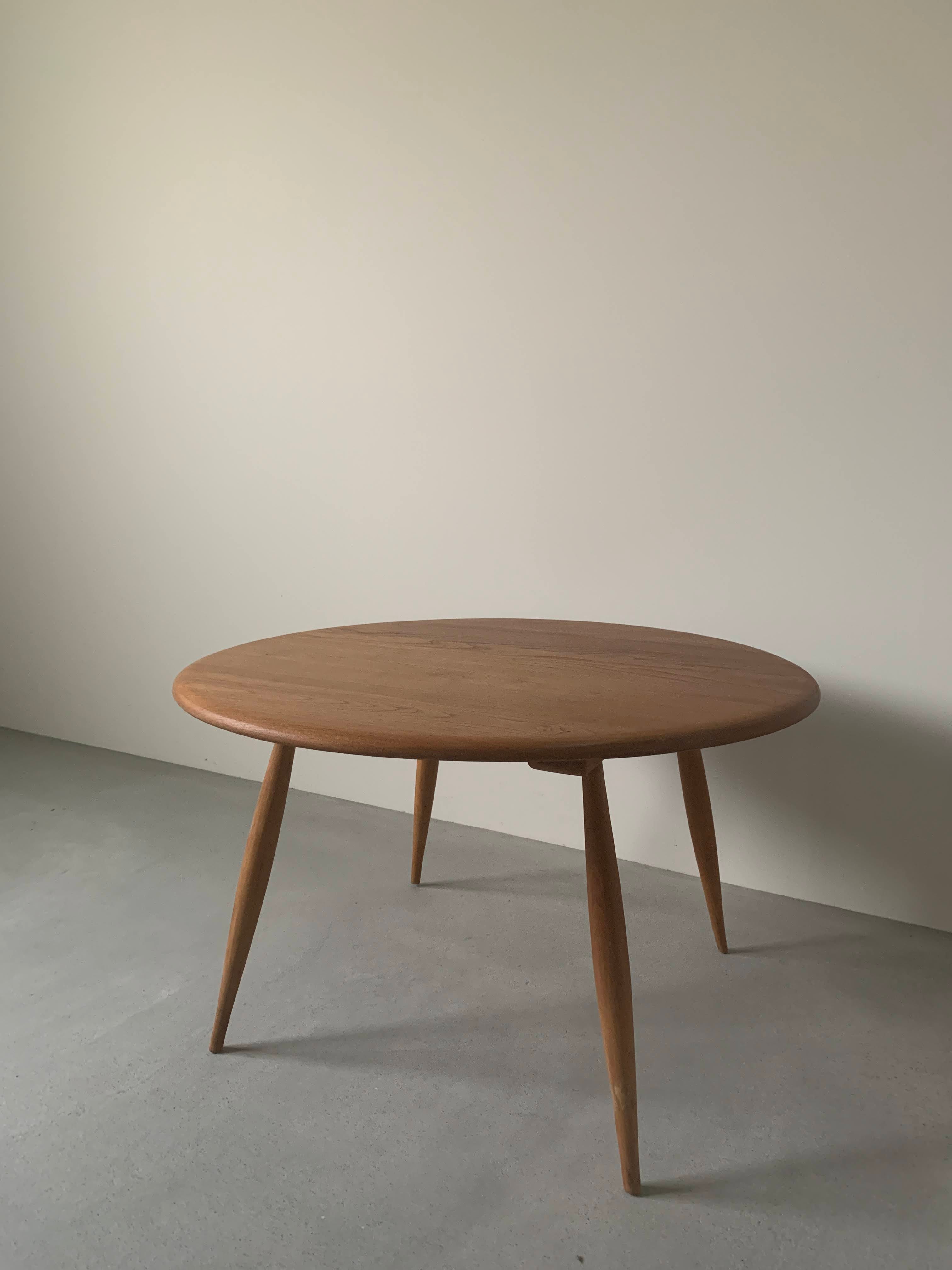 アーコール オケージョナル コーヒー テーブル / ercol
