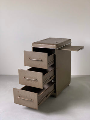 メタルキャビネット / metal cabinet #0025