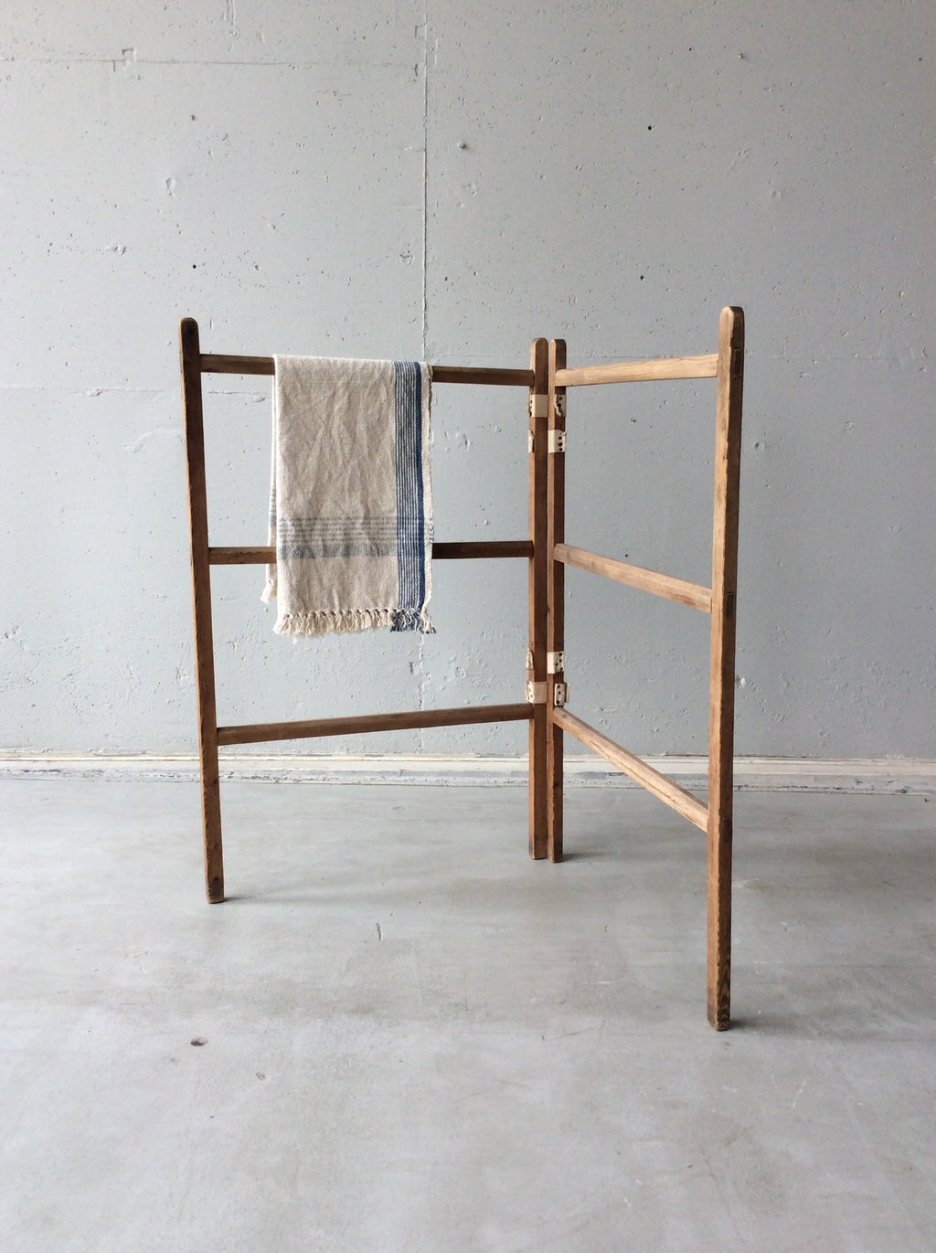 折りたたみ ハンガー / two fold towel rail #0160